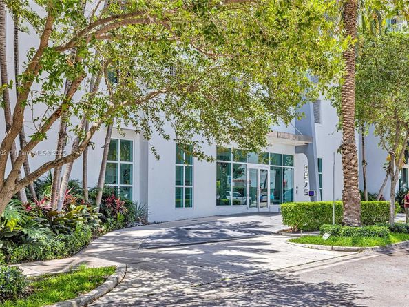2275 Biscayne Blvd 504, Miami FL 33137