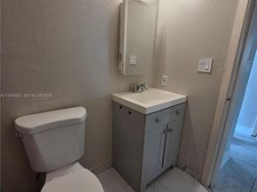 1333 S Dixie Hwy 222, Deerfield Beach FL 33441