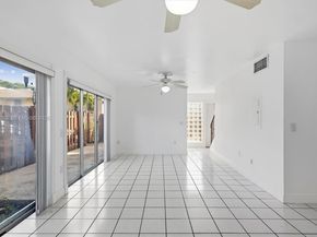 8450 SW 154th Cir Ct 204, Miami FL 33193