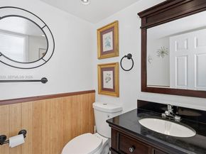 8450 SW 154th Cir Ct 204, Miami FL 33193