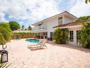 2908 Bayview Dr, Fort Lauderdale FL 33306