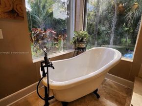 6879 NW 65th Terrace, Parkland FL 33067