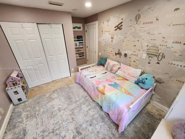 6879 NW 65th Terrace, Parkland FL 33067