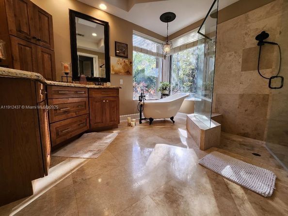 6879 NW 65th Terrace, Parkland FL 33067