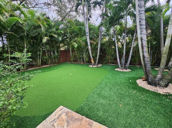 6879 NW 65th Terrace, Parkland FL 33067