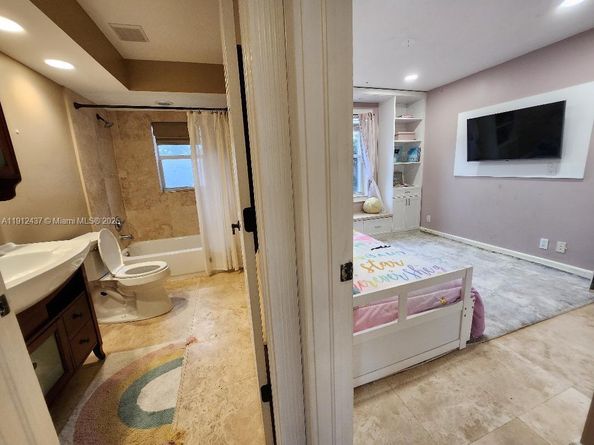 6879 NW 65th Terrace, Parkland FL 33067