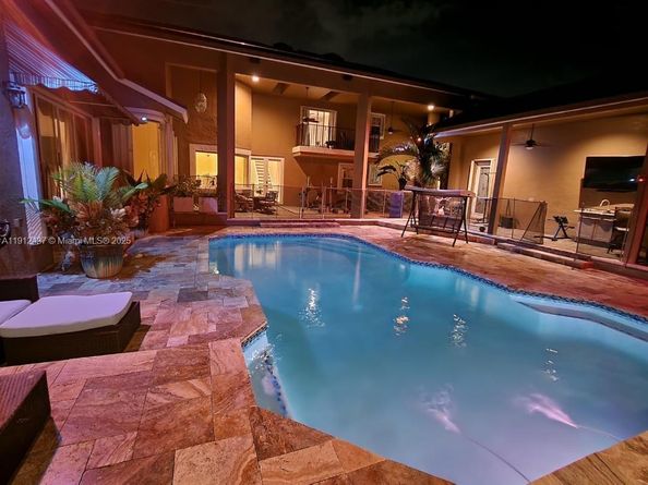 6879 NW 65th Terrace, Parkland FL 33067