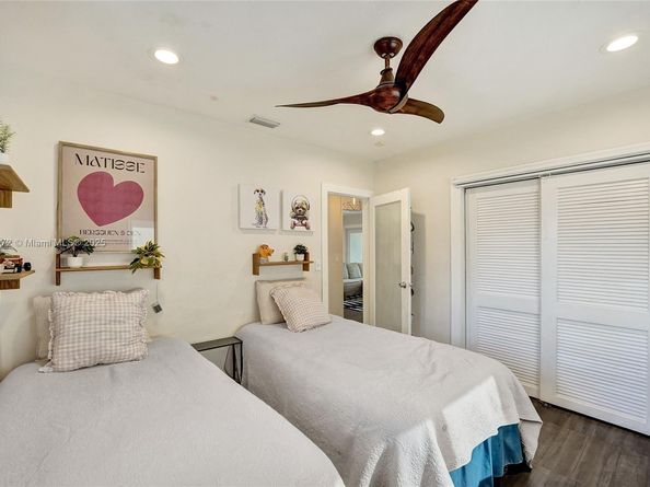 1440 Grant St, Hollywood FL 33020