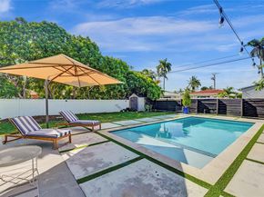 1440 Grant St, Hollywood FL 33020