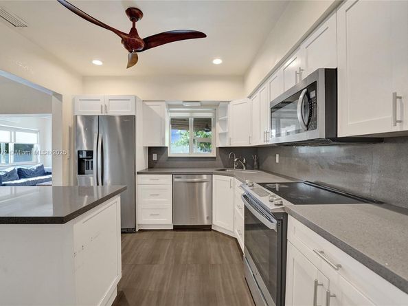 1440 Grant St, Hollywood FL 33020
