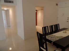 2801 NE 183rd St 714W, Aventura FL 33160