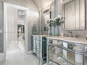 7056 NW 67th Ter, Parkland FL 33067