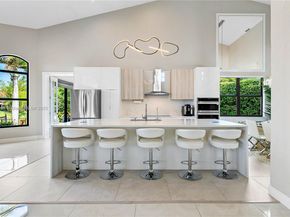 7056 NW 67th Ter, Parkland FL 33067