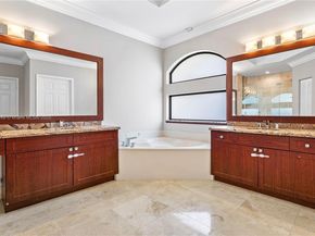 7056 NW 67th Ter, Parkland FL 33067