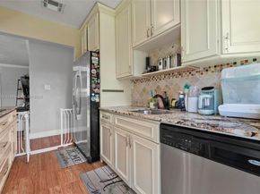 52 Flagler Dr, Miami Springs FL 33166