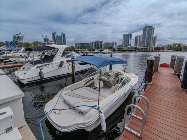 2500 Parkview Dr 2312, Hallandale Beach FL 33009