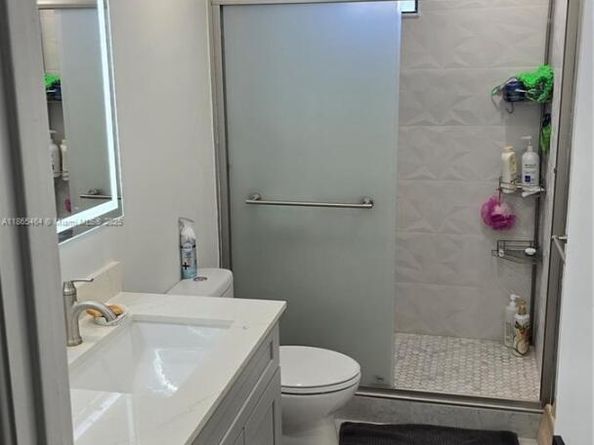 2500 Parkview Dr 2312, Hallandale Beach FL 33009