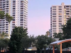 2500 Parkview Dr 2312, Hallandale Beach FL 33009