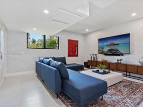 1339 Jefferson St, Hollywood FL 33019