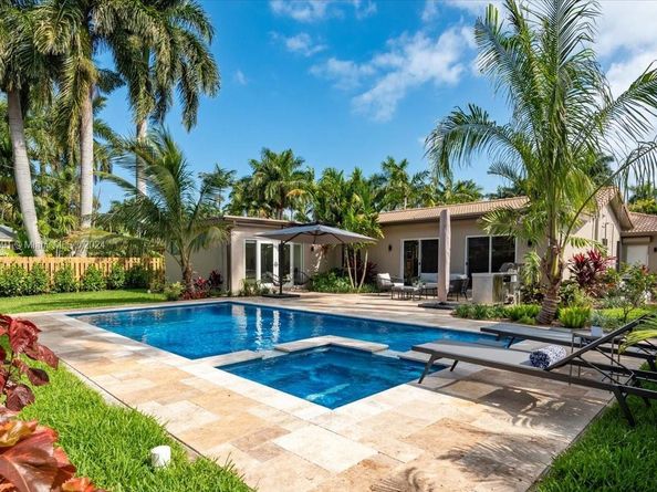 1339 Jefferson St, Hollywood FL 33019