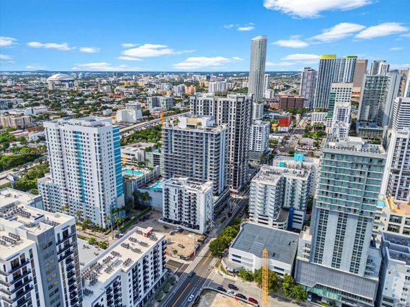 1010 SW 2nd Ave 1908, Miami FL 33130