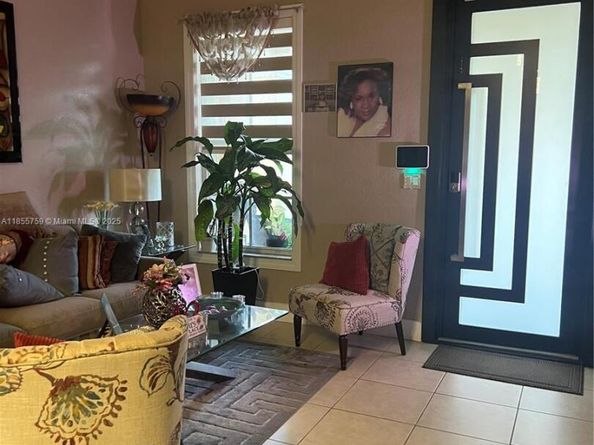 3985 NE 15th St, Homestead FL 33033