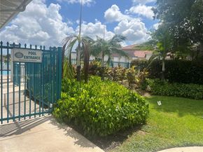 3985 NE 15th St, Homestead FL 33033
