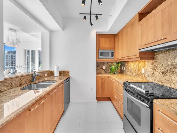 333 Las Olas Way 1801, Fort Lauderdale FL 33301
