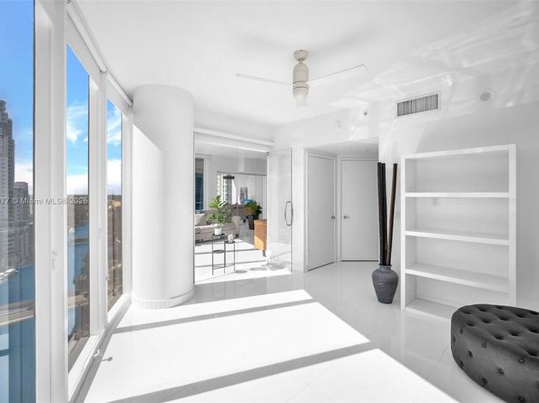 333 Las Olas Way 1801, Fort Lauderdale FL 33301