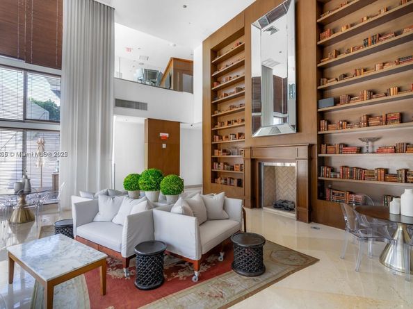 450 Alton Rd 3303, Miami Beach FL 33139