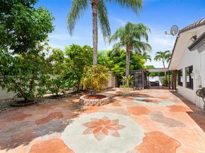 10320 SW 132nd Ave, Miami FL 33186