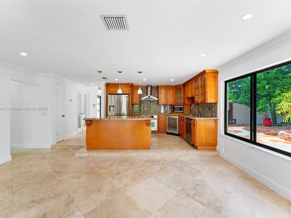 10320 SW 132nd Ave, Miami FL 33186