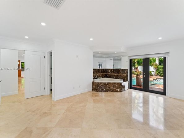 10320 SW 132nd Ave, Miami FL 33186