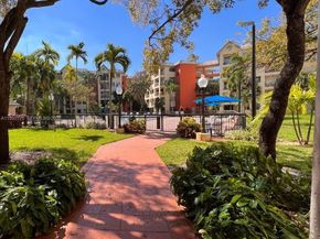 8180 Geneva Ct 419, Doral FL 33166