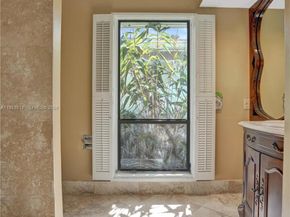 17115 Bay St, Jupiter FL 33477