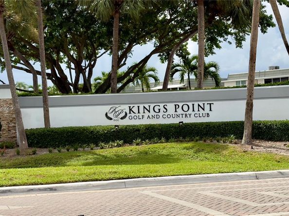 402 Capri I 402, Delray Beach FL 33484