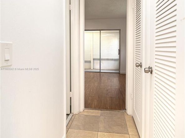 402 Capri I 402, Delray Beach FL 33484