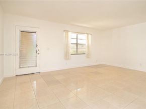 402 Capri I 402, Delray Beach FL 33484