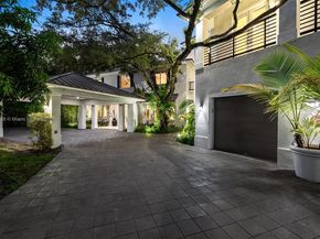 8923 Ludlam Rd., Pinecrest FL 33156