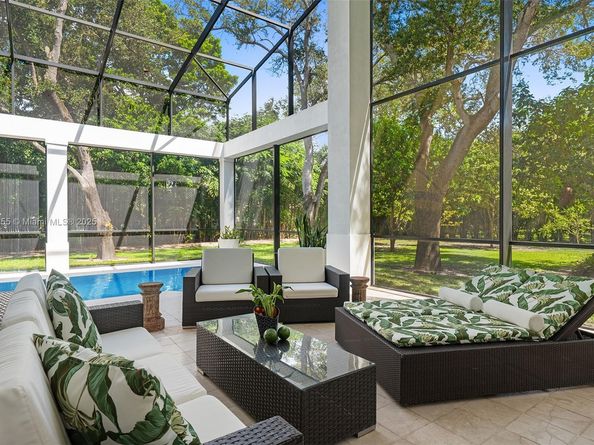8923 Ludlam Rd., Pinecrest FL 33156