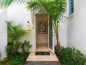 8923 Ludlam Rd., Pinecrest FL 33156