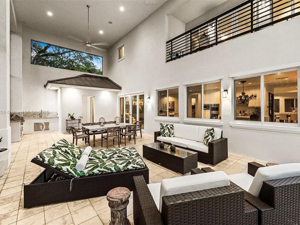8923 Ludlam Rd., Pinecrest FL 33156