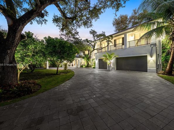 8923 Ludlam Rd., Pinecrest FL 33156