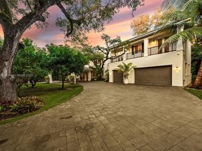 8923 Ludlam Rd., Pinecrest FL 33156