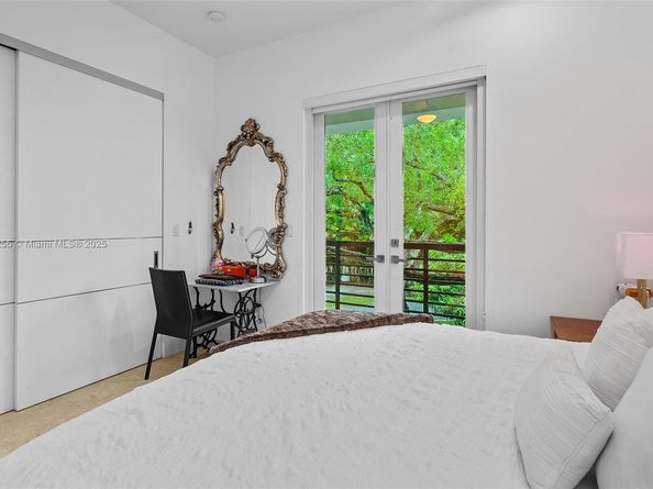 8923 Ludlam Rd., Pinecrest FL 33156