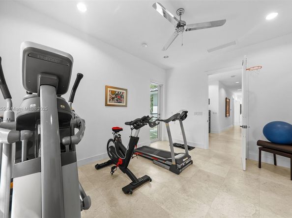 8923 Ludlam Rd., Pinecrest FL 33156