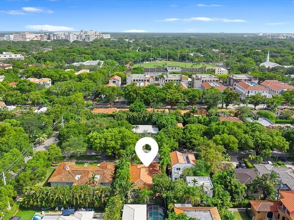 511 Catalonia Ave, Coral Gables FL 33134