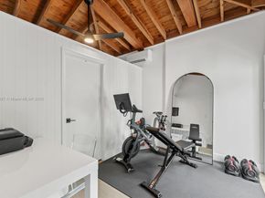511 Catalonia Ave, Coral Gables FL 33134