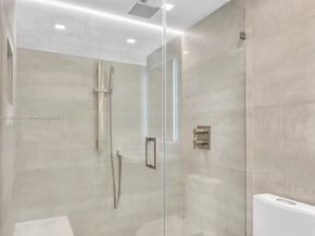 4101 Pine Tree Dr 621,620, Miami Beach FL 33140