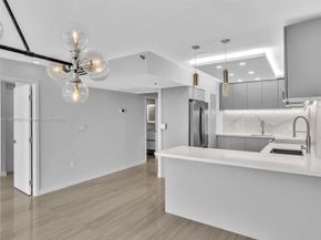 4101 Pine Tree Dr 621,620, Miami Beach FL 33140